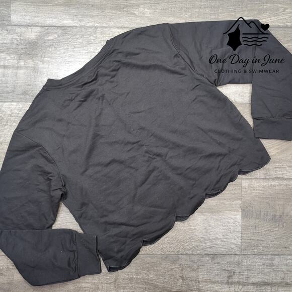 Romwe Scallop Edge Long Sleeve Sweatshirt Size XL - Picture 4 of 4